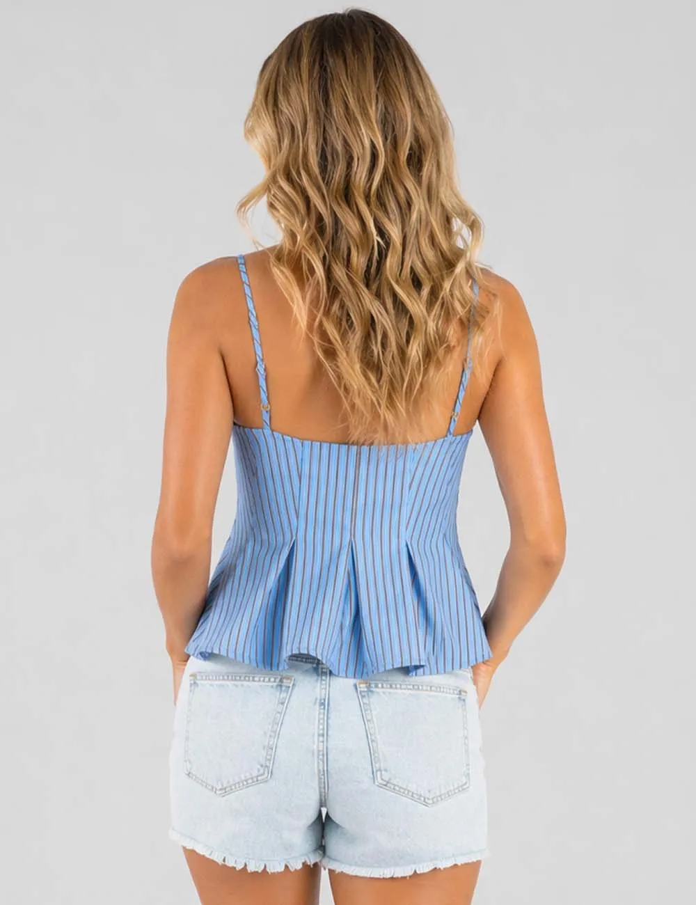 Chic Spaghetti Strap Button Front Peplum Cami Top