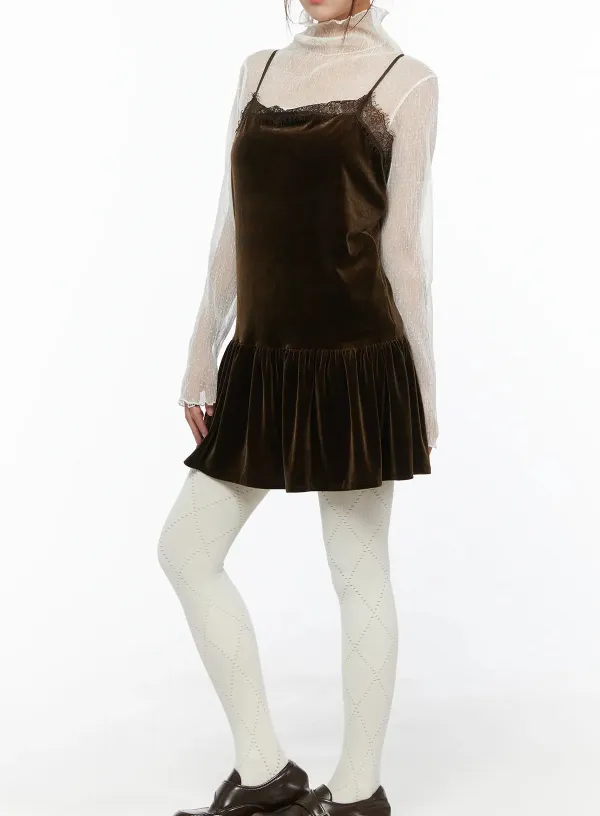 Mesh Pleated Mock Neck Long Sleeve Top
