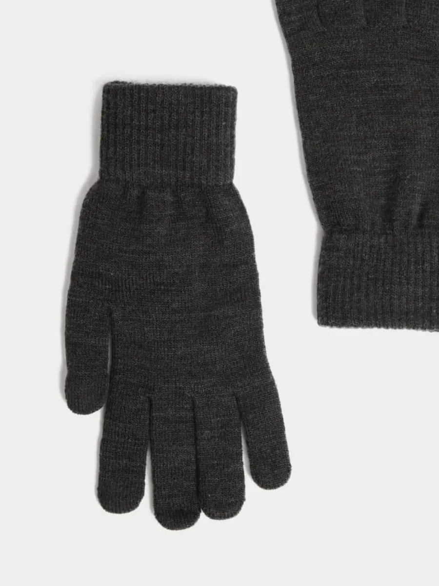 Cozy Charcoal Gloves