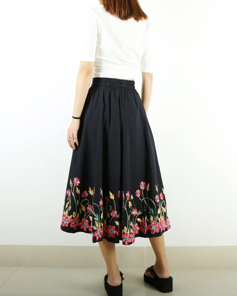 Everyday Embroidered Linen Maxi Skirt