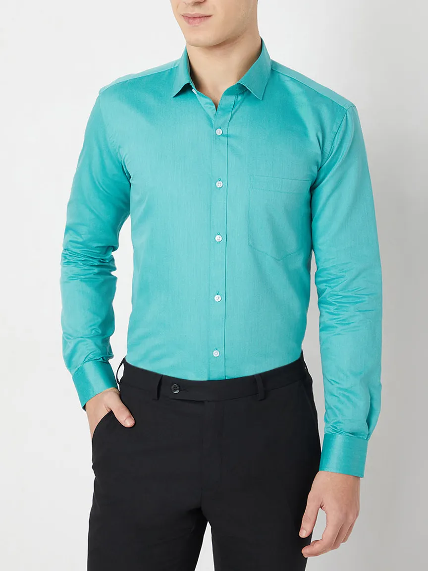 Streamlined Slim Fit Men's Formal Shirt