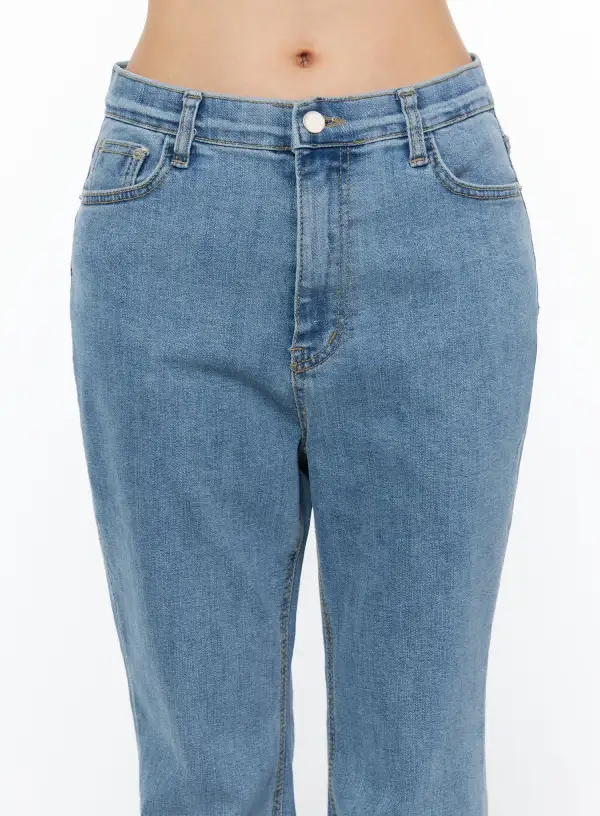 Stretch Bootcut Jeans