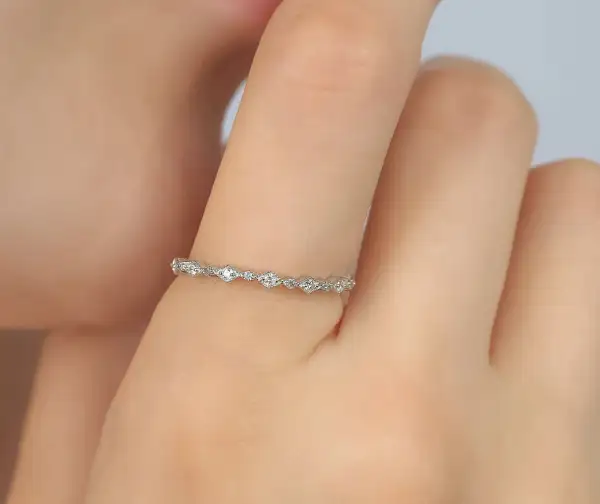 Women's Solid Gold Minimalist Natural Diamond Ring