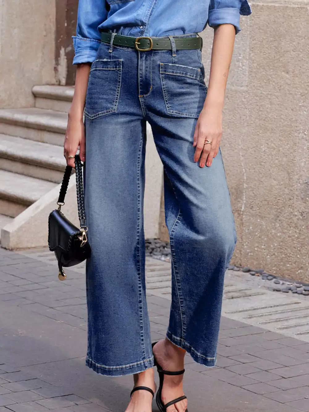Balanced Pocketed Denim Jeans