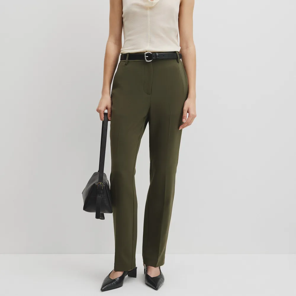 Women's Classic Slim Leg Pants