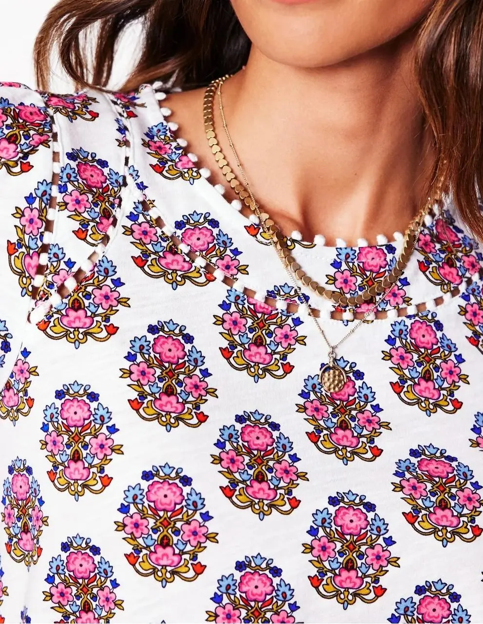 Mila Trim Detail Top