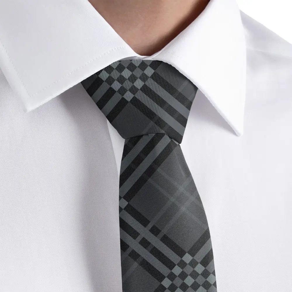 Refined Plaid Expression Necktie