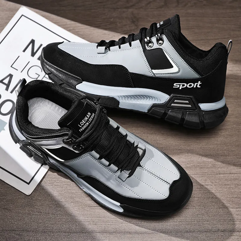 Men's Roomy Toe Trail Shoes