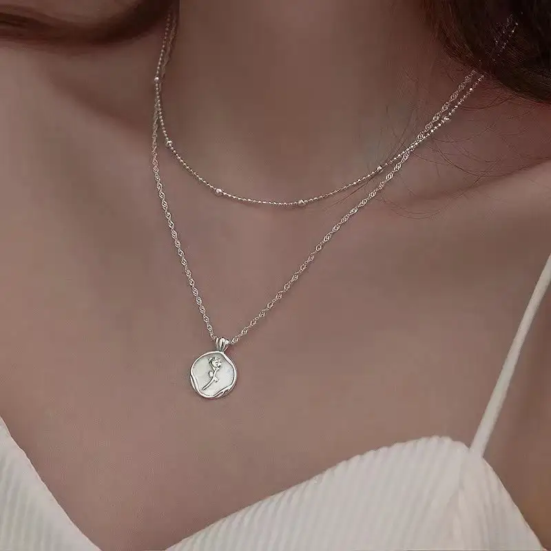 Modern Tulip Necklace