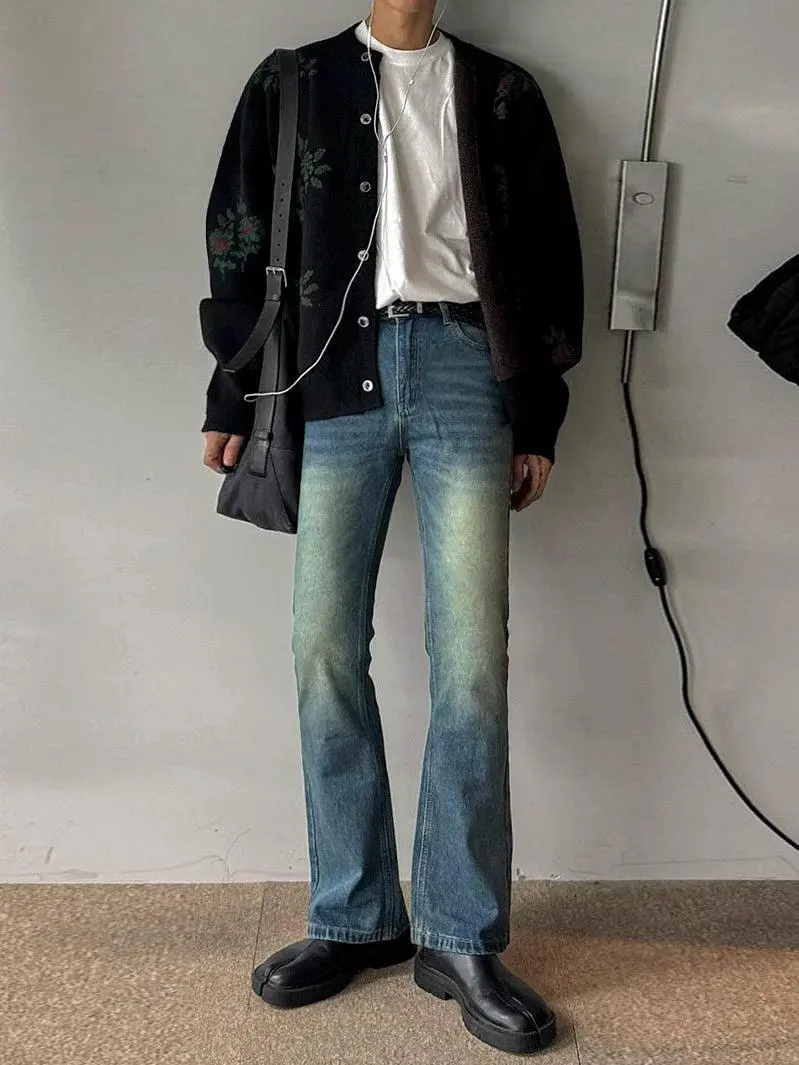 Distressed Straight Leg Jeans