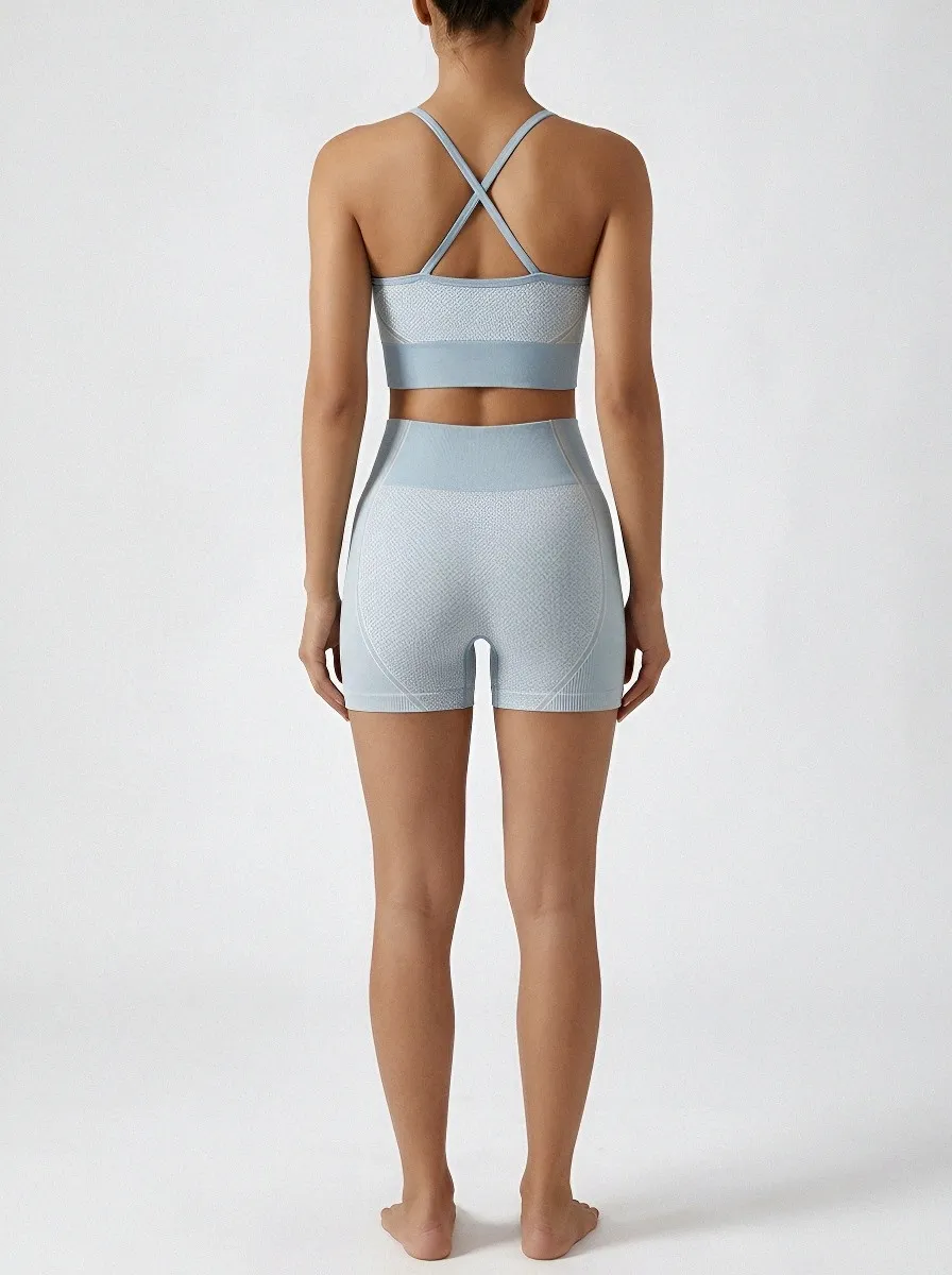 Streamlined Textured Detail Design Women's Tank Top And Sports Shorts Set