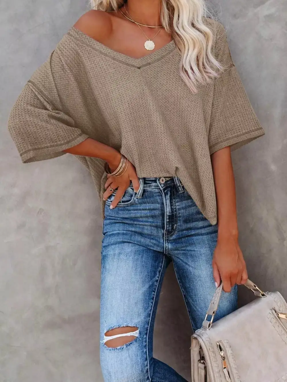 Relaxed V-Neck Short-Sleeve Knit T-Shirt