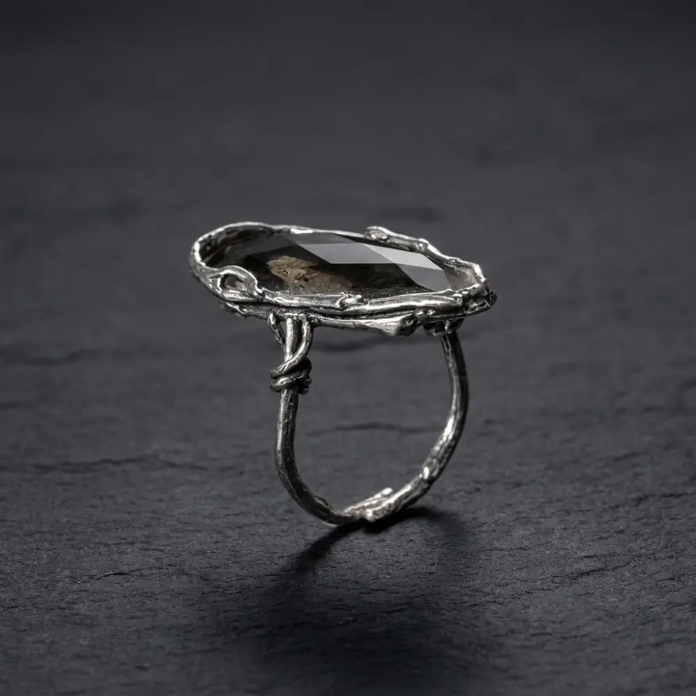 Labradorite Radiance Ring