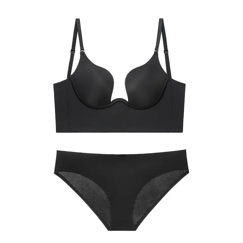 Smooth Plunge Lingerie Set