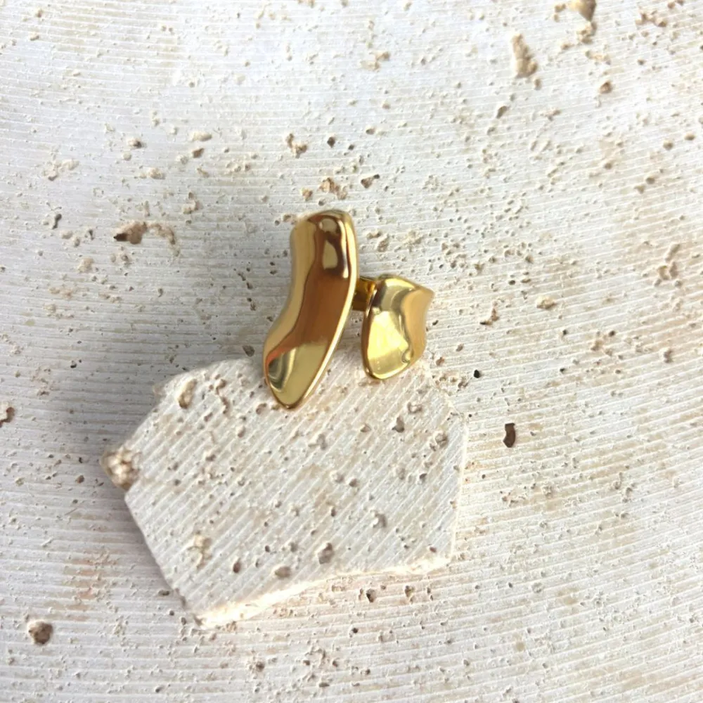 Classic Open-Band Fashion Ring
