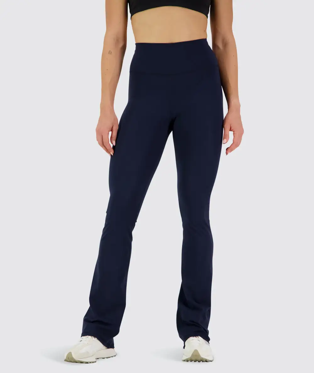 Relaxed Everyday Flare Leggings