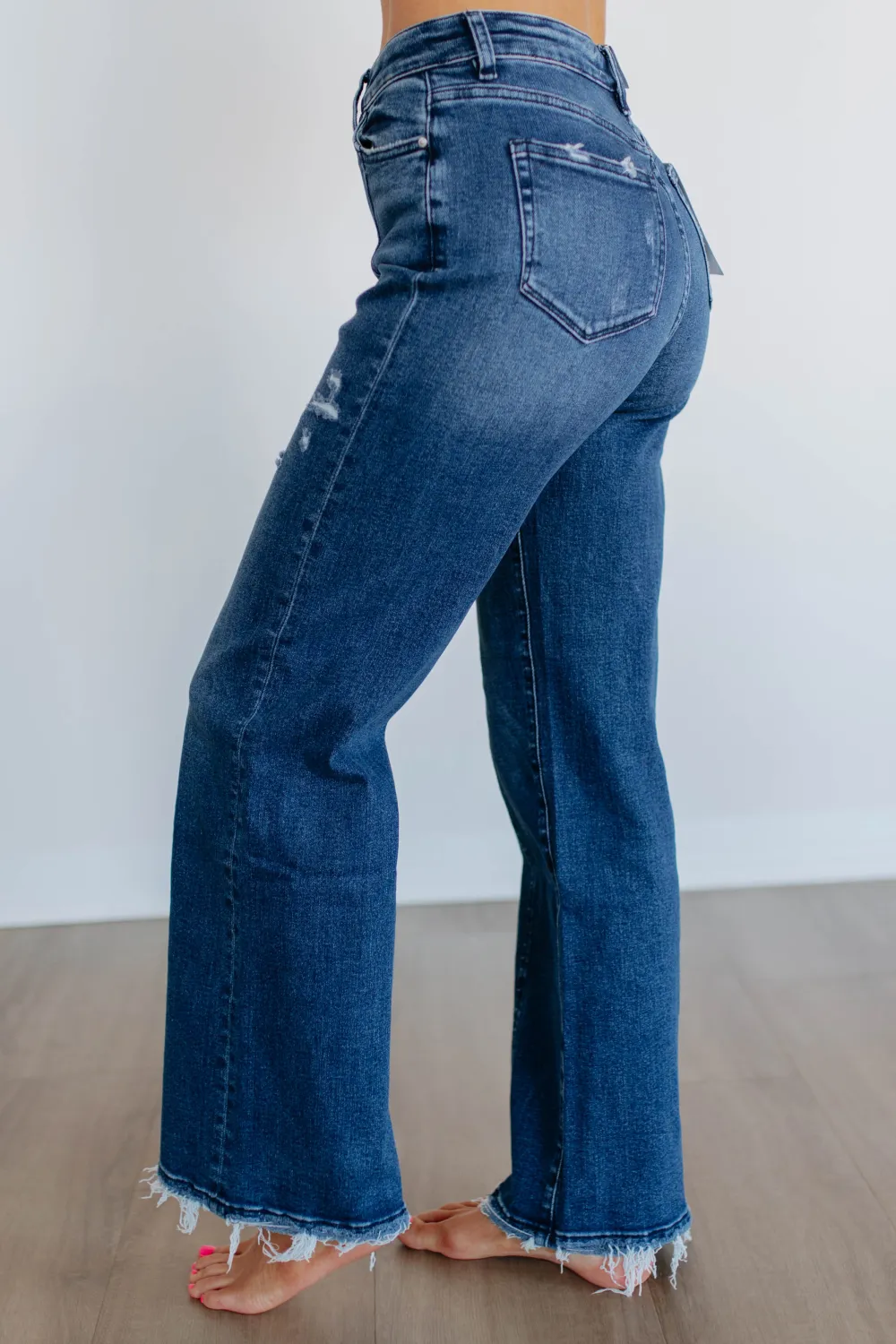 Women's Ultra High Rise Wide Leg Relaxed Fit Jeans