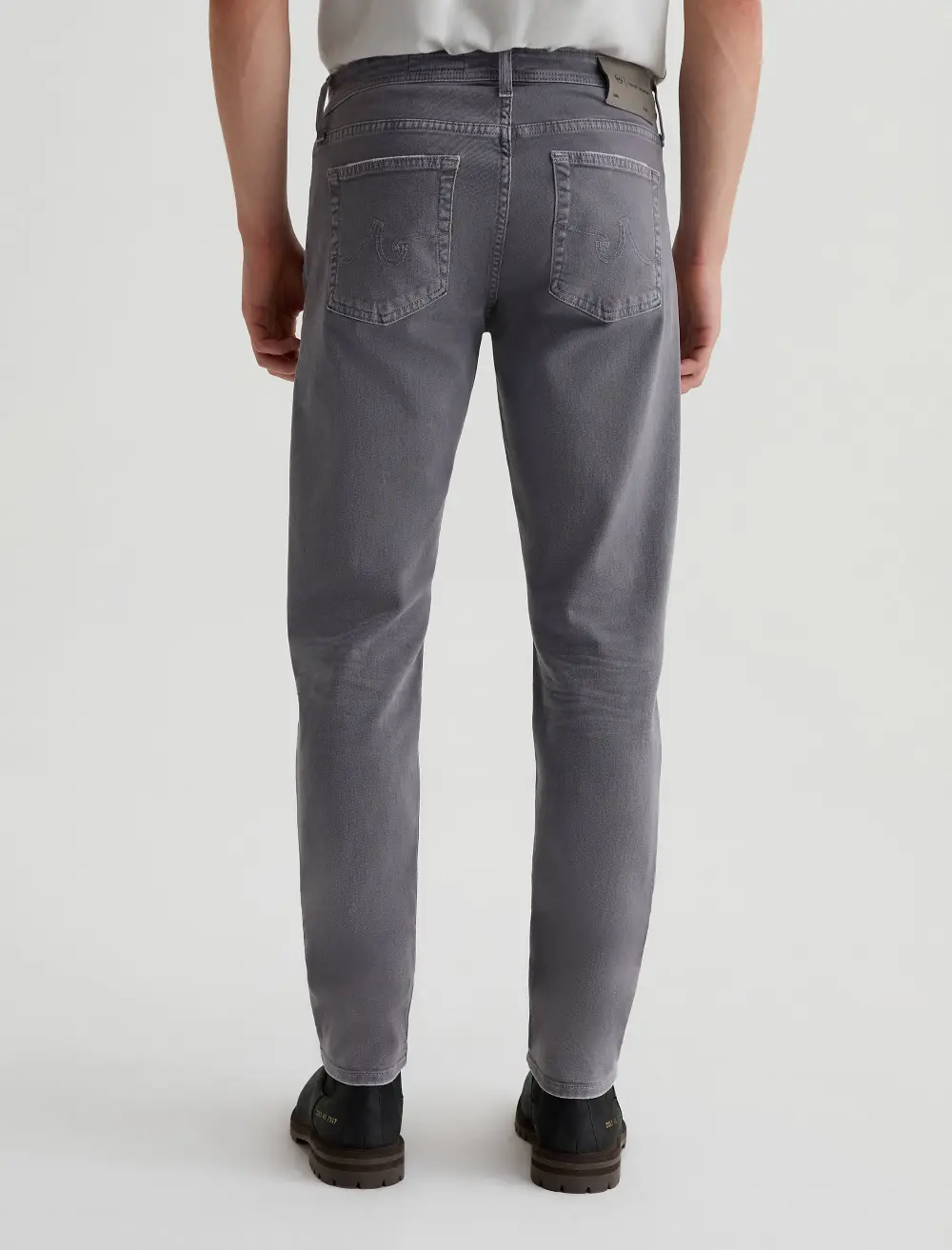 Men's Modern Relaxed-Fit Jeans