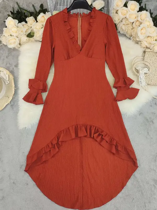 Lightweight Feel Ruffle Long Sleeve Dress