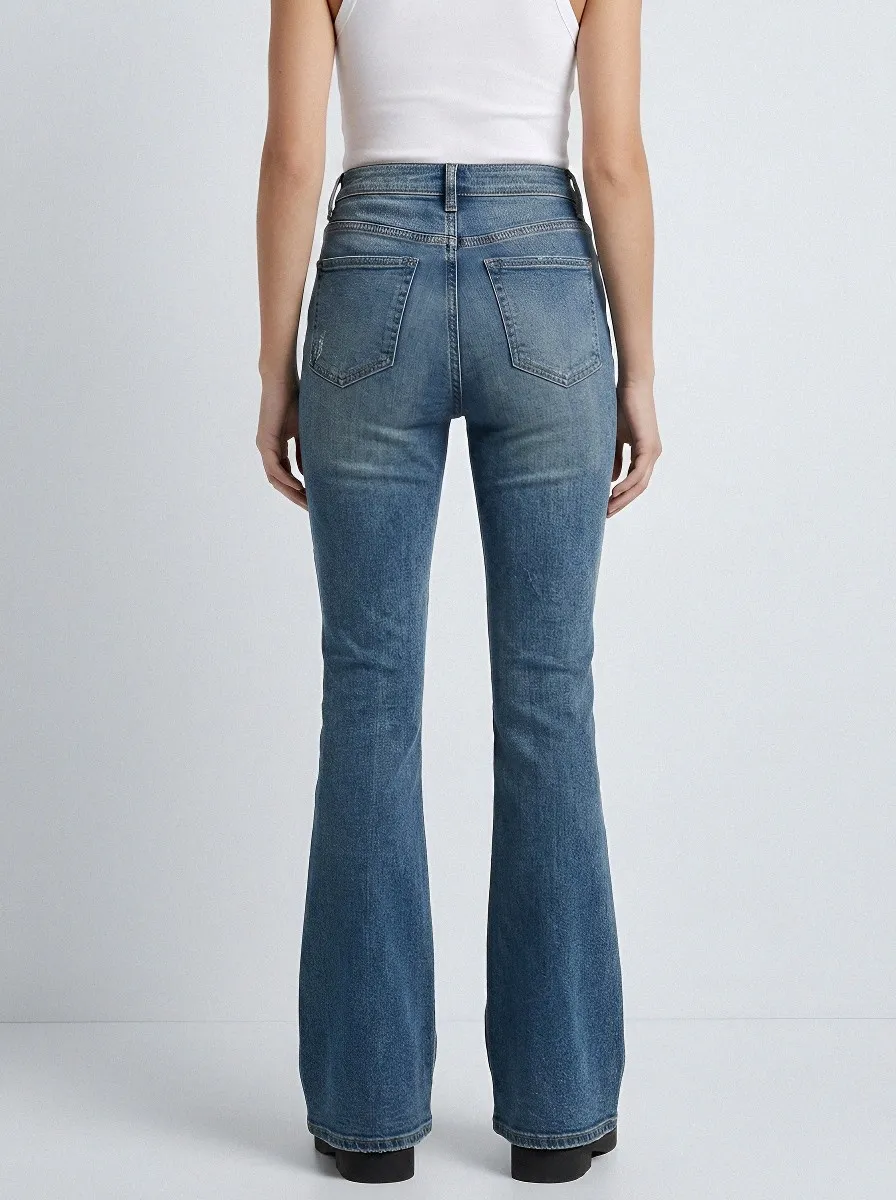 Statement Refined Women's High-Waist Stretch Flare Jeans