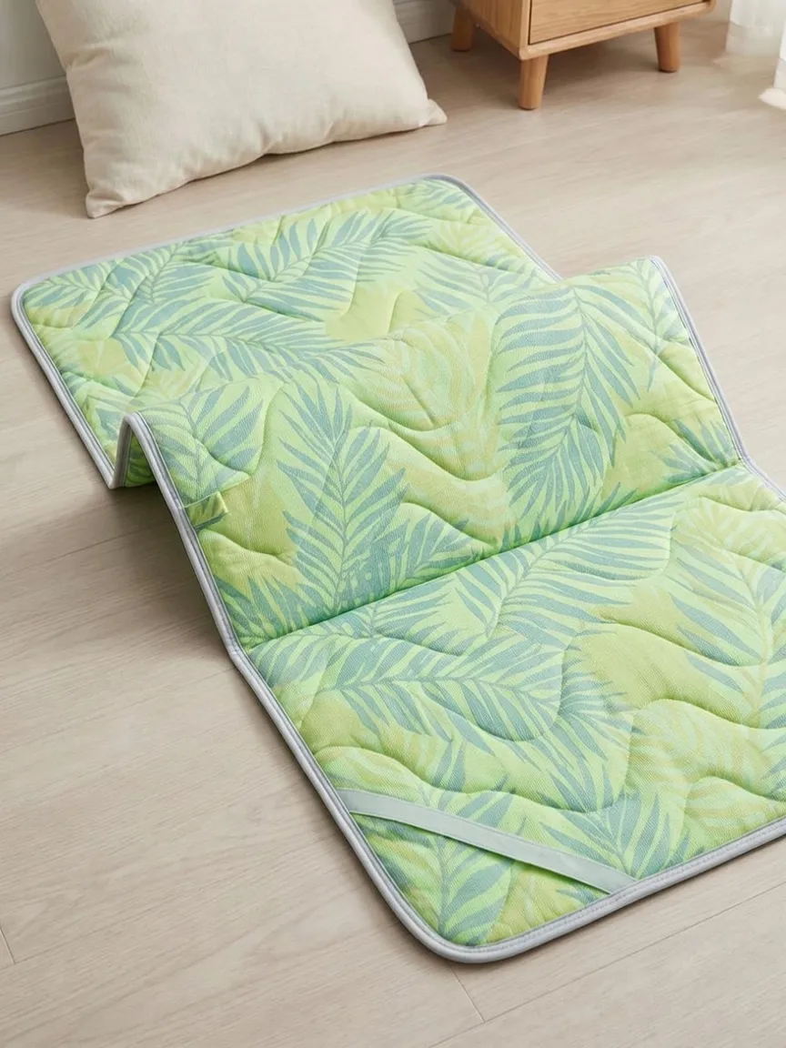 Tropical Leaf Print Cooling Mat