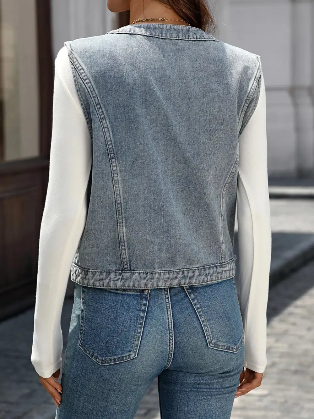 Button-down Vest Relaxed Layering Vest Lightweight Layering Style