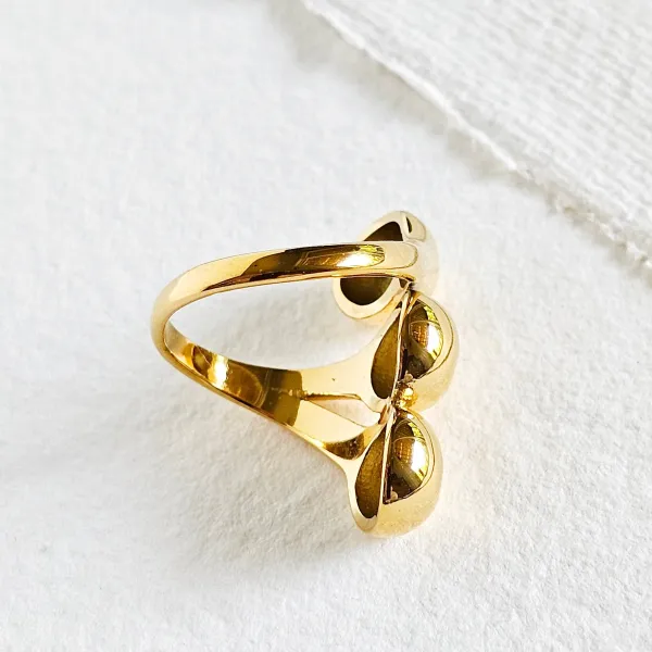 Refined Everyday Accessory 39