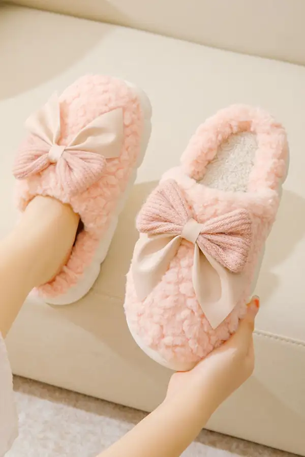 Contrast Bowknot Applique Plush Winter Slide Slippers Everyday