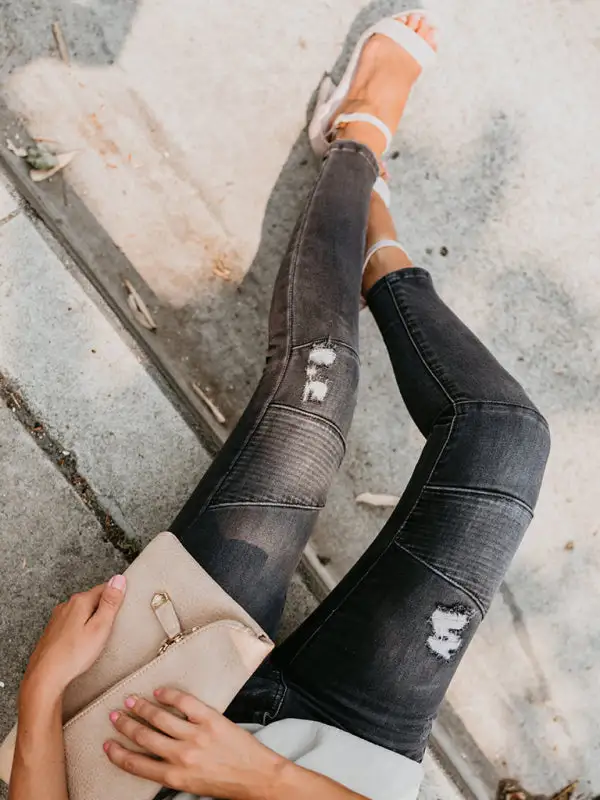 Fitted Pleated Destroyed Stretch Penny Denim Jeans