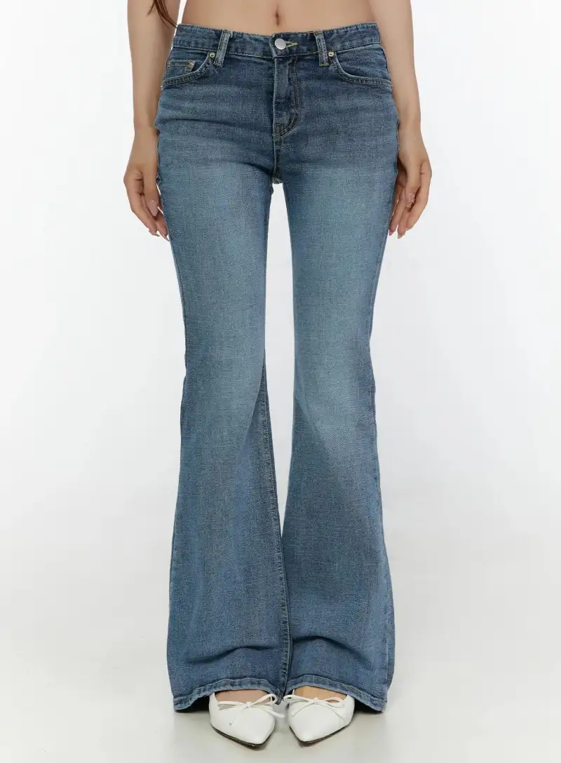 Pocket Flare Jeans