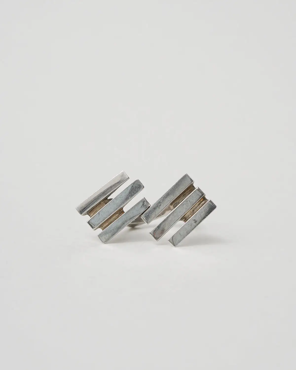 Simple Classic Ring