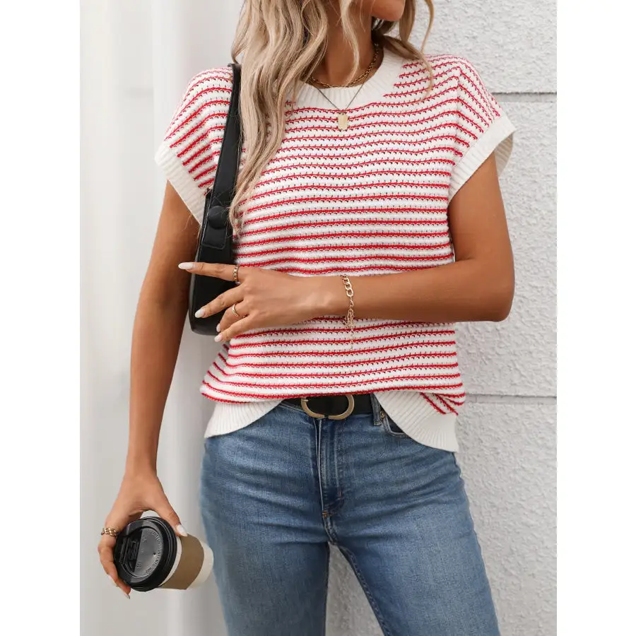 Round Neck Short Sleeve Knit Top