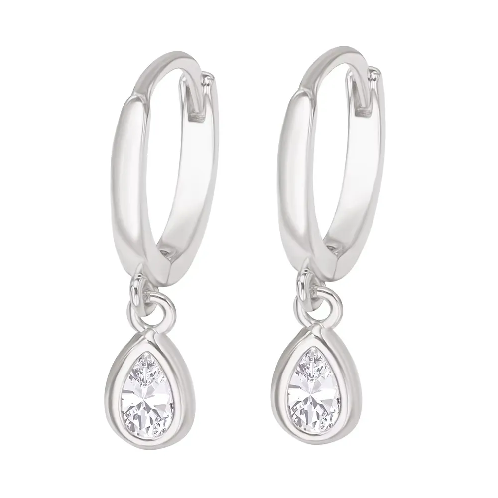 Sleek Shape Drop Earrings
