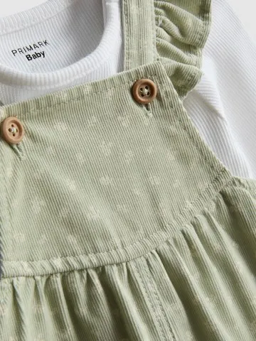 0-18mths | Bodysuit and Corduroy Dungarees Newborn Set