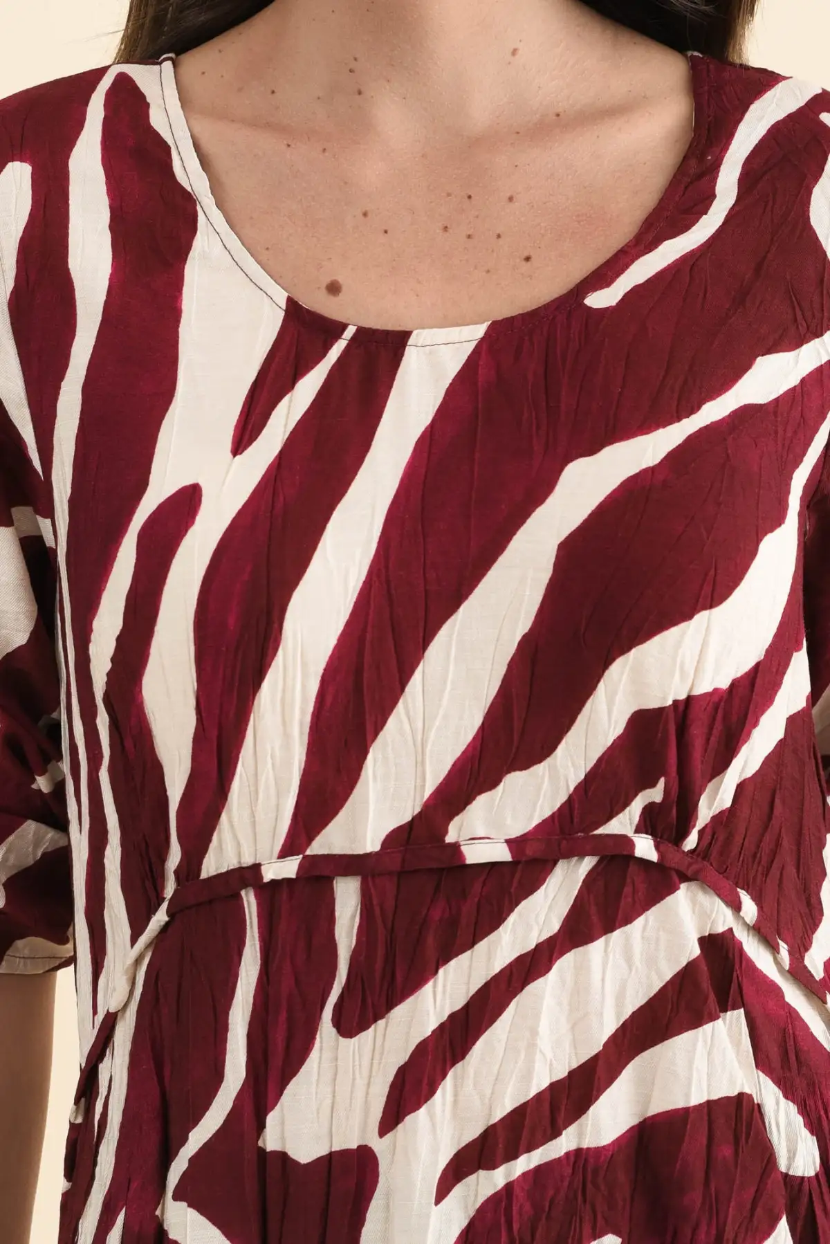 Below-Knee Abstract Rayon Pocket Round-Neck Three-Quarter-Sleeve A-Line Dress