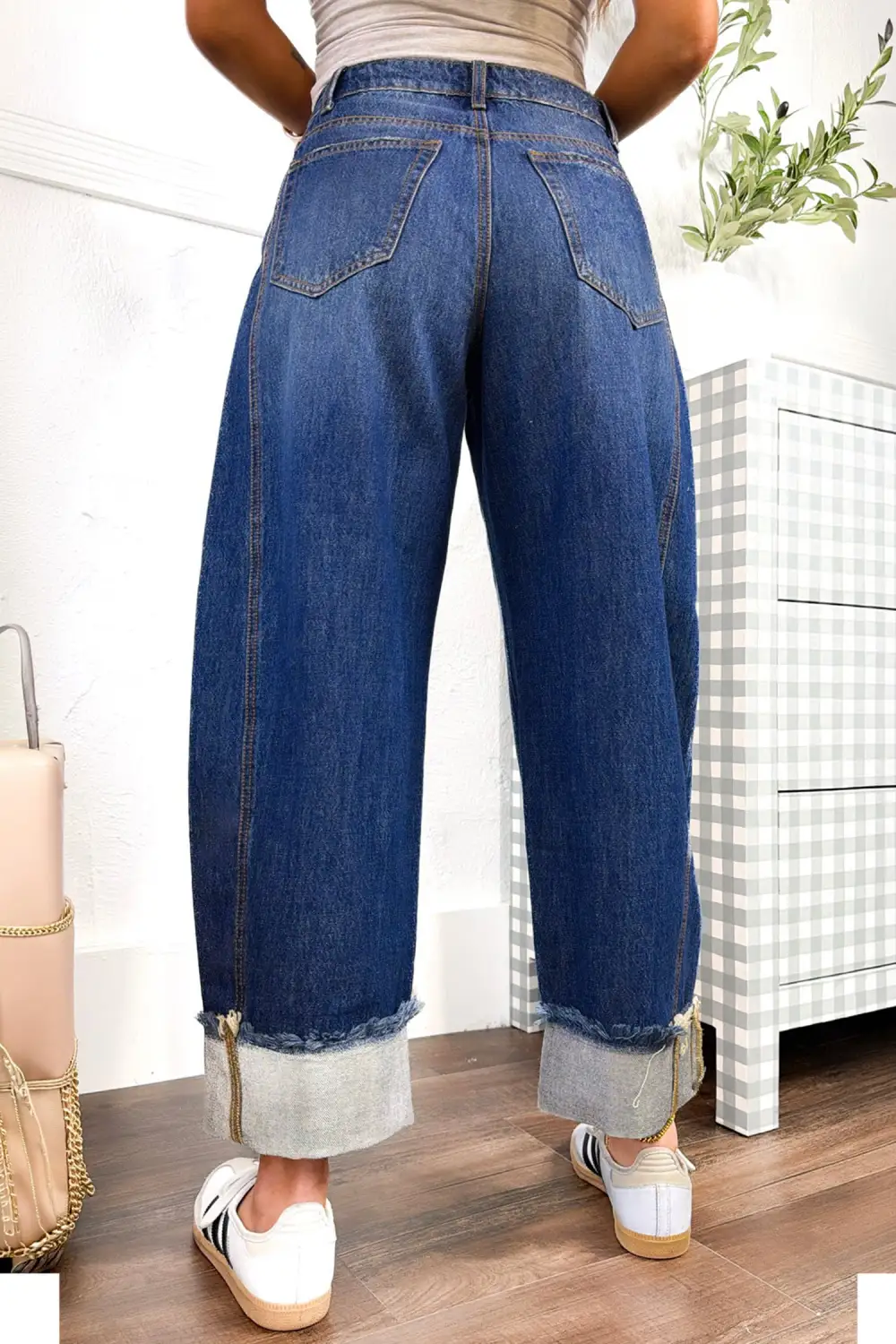 Women's Raw Hem Turnup Loose Ankle Length Jeans