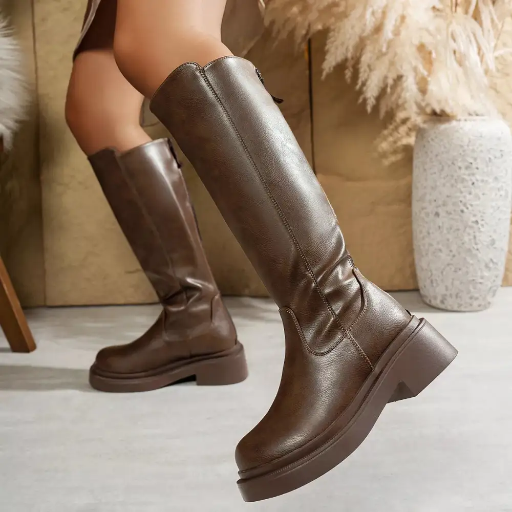 Lounge Round Toe Block Heels Boots