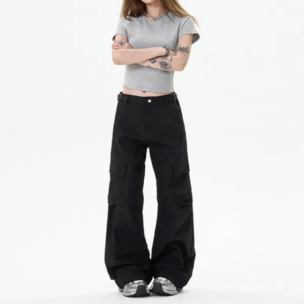 Women's Baggy Curved Cut Cargo Pants