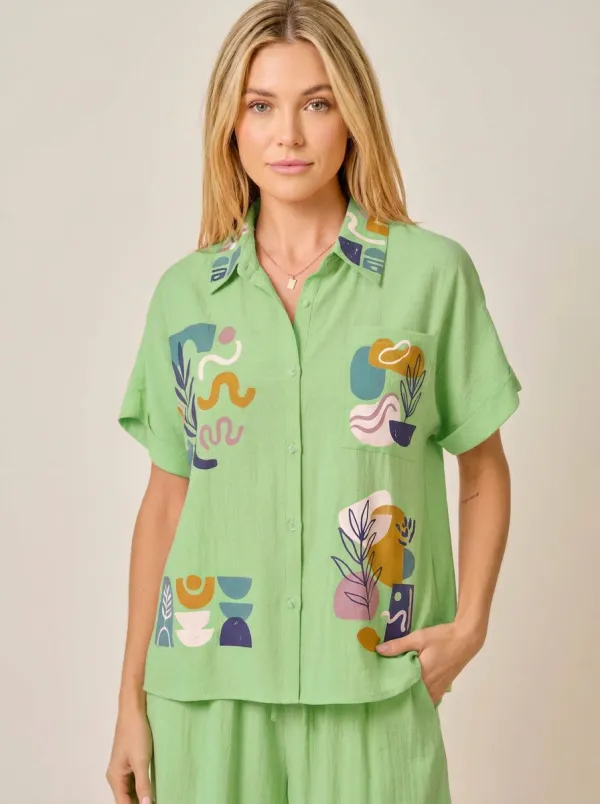 Women's Abstract Botanical Art Peach Printed Button-Up Shirt