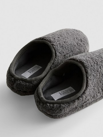 Borg Mule Slippers detail 2