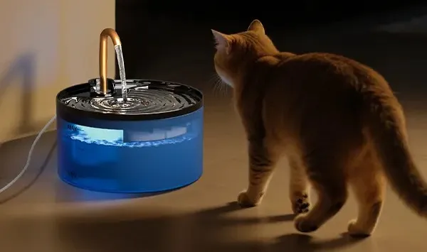 2.1L Quiet Cat Water Fountain with Copper Spout & Night Light
