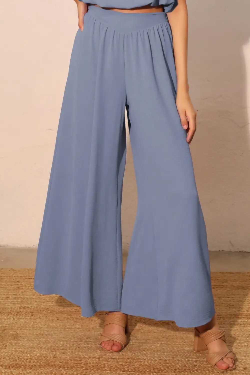 Matte Crepe Wide Leg Swing Pants