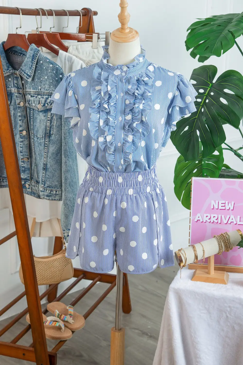 Apricot Polka Dot Print Shirred High Waist Casual Shorts