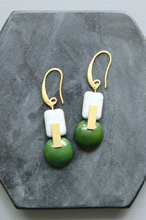 Refined Everyday Accessory 109