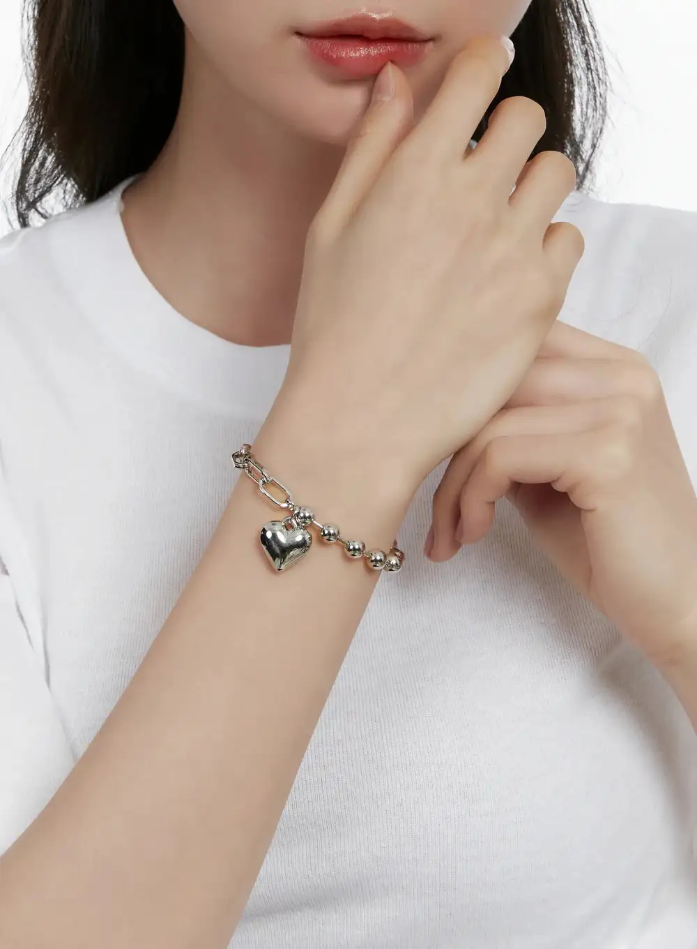 Bold Heart Bead Bracelet