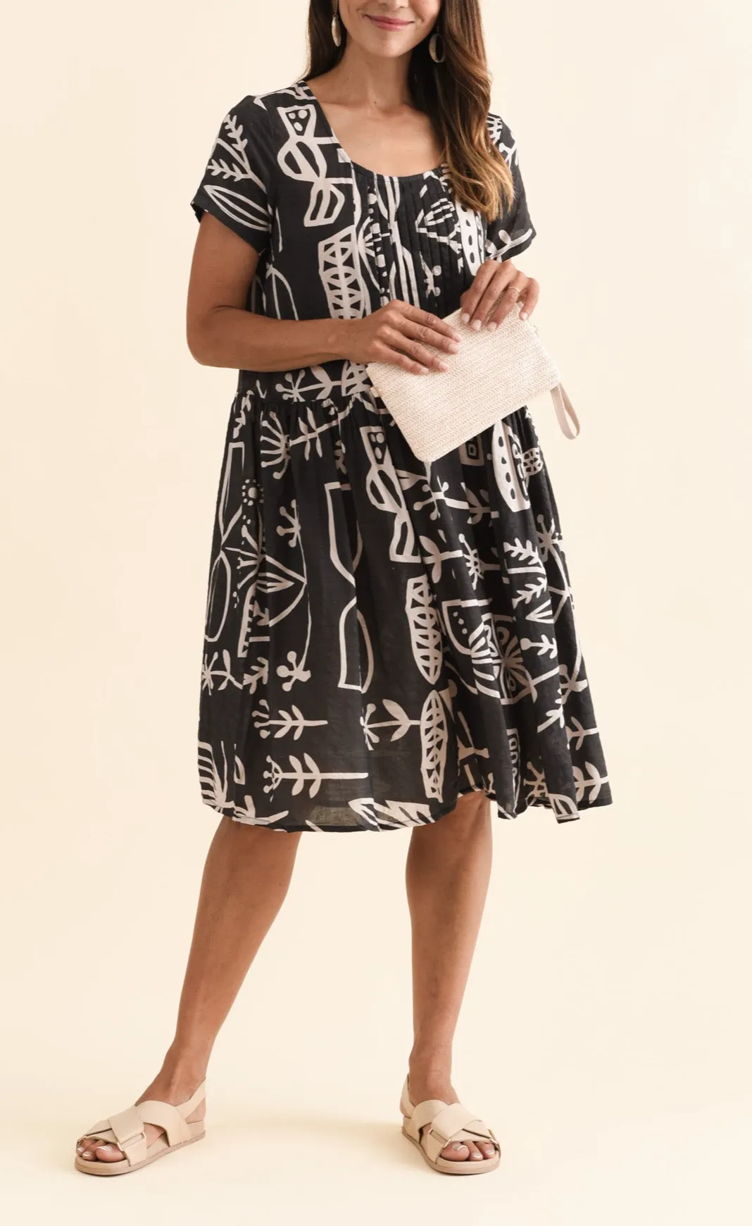 Abstract Cotton Pleated Round-Neck Short-Sleeve A-Line Knee-Length Dress