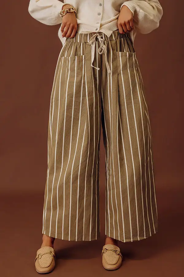 Mid Rise Wide Leg Striped Pleated Pants
