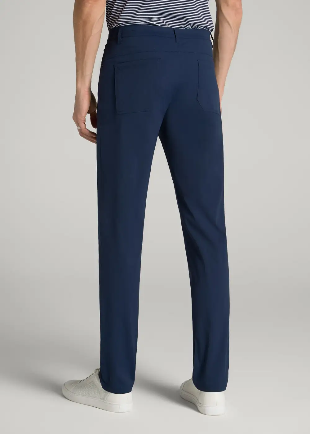 Men's Classic Tapered Stretch Pants
