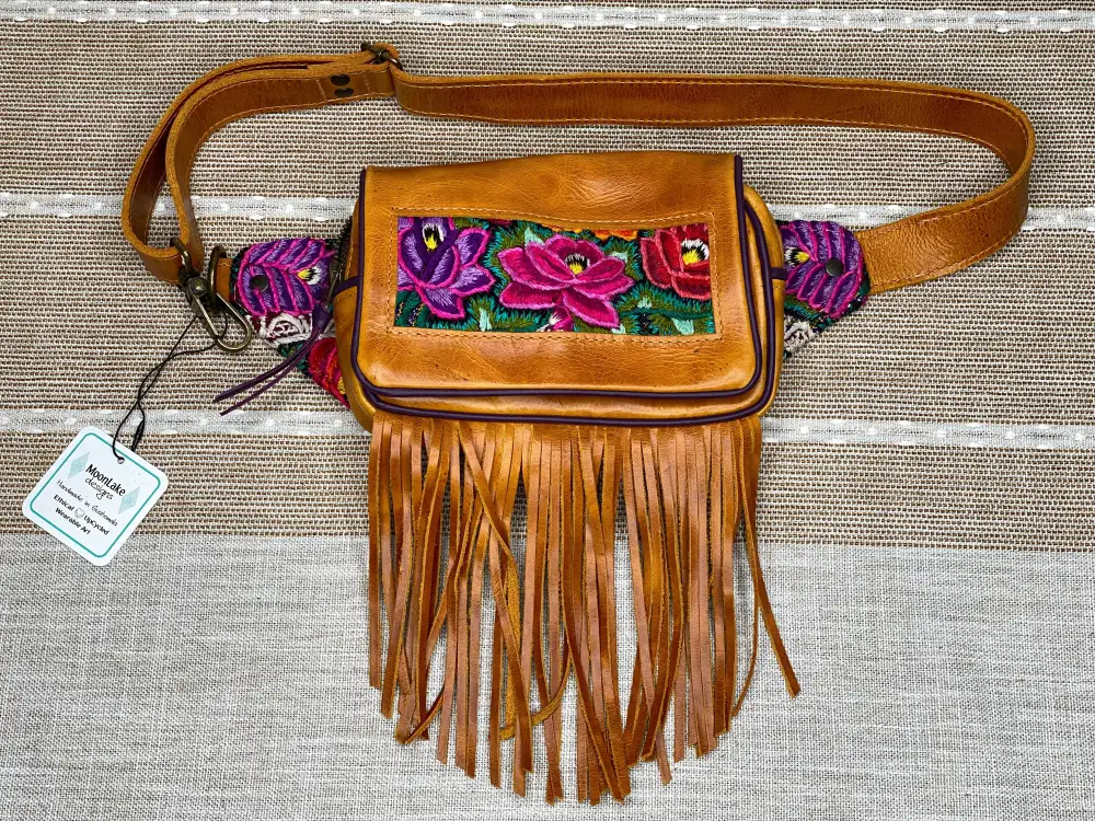Polished Silhouette Waist Belt