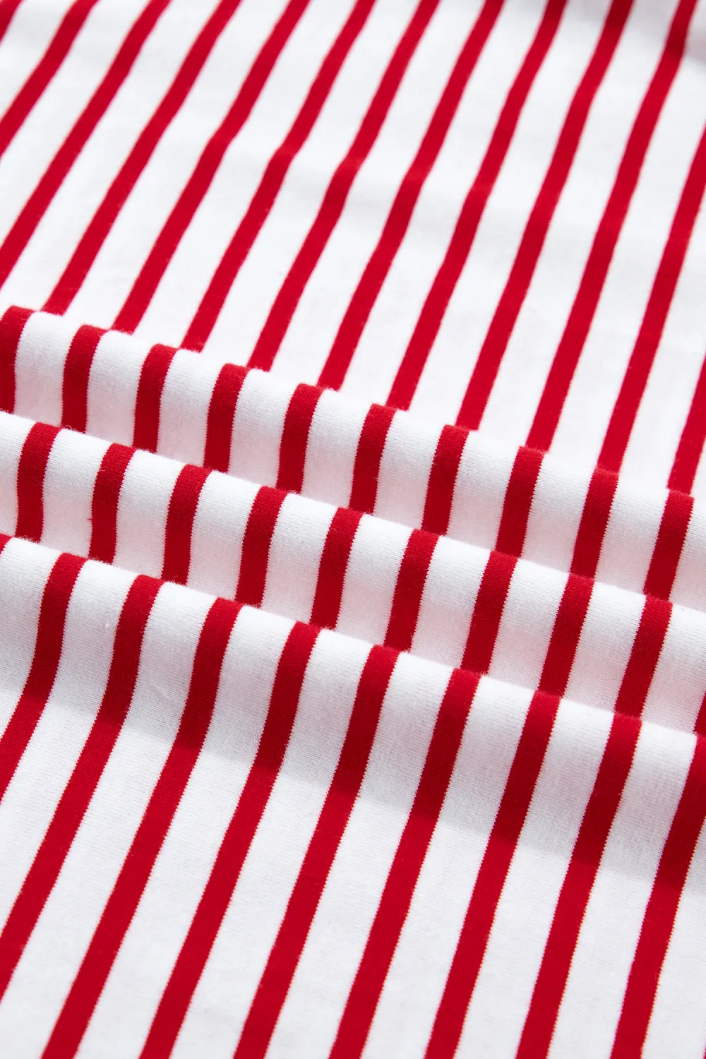 Red Stripe Contrast Trim Round Tee